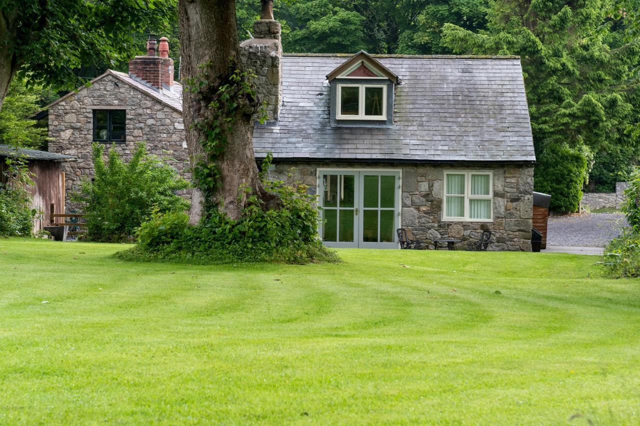 Finest Retreats - The Cottage - Luxury 1 Bed Cottage Rhydymwyn Buitenkant foto