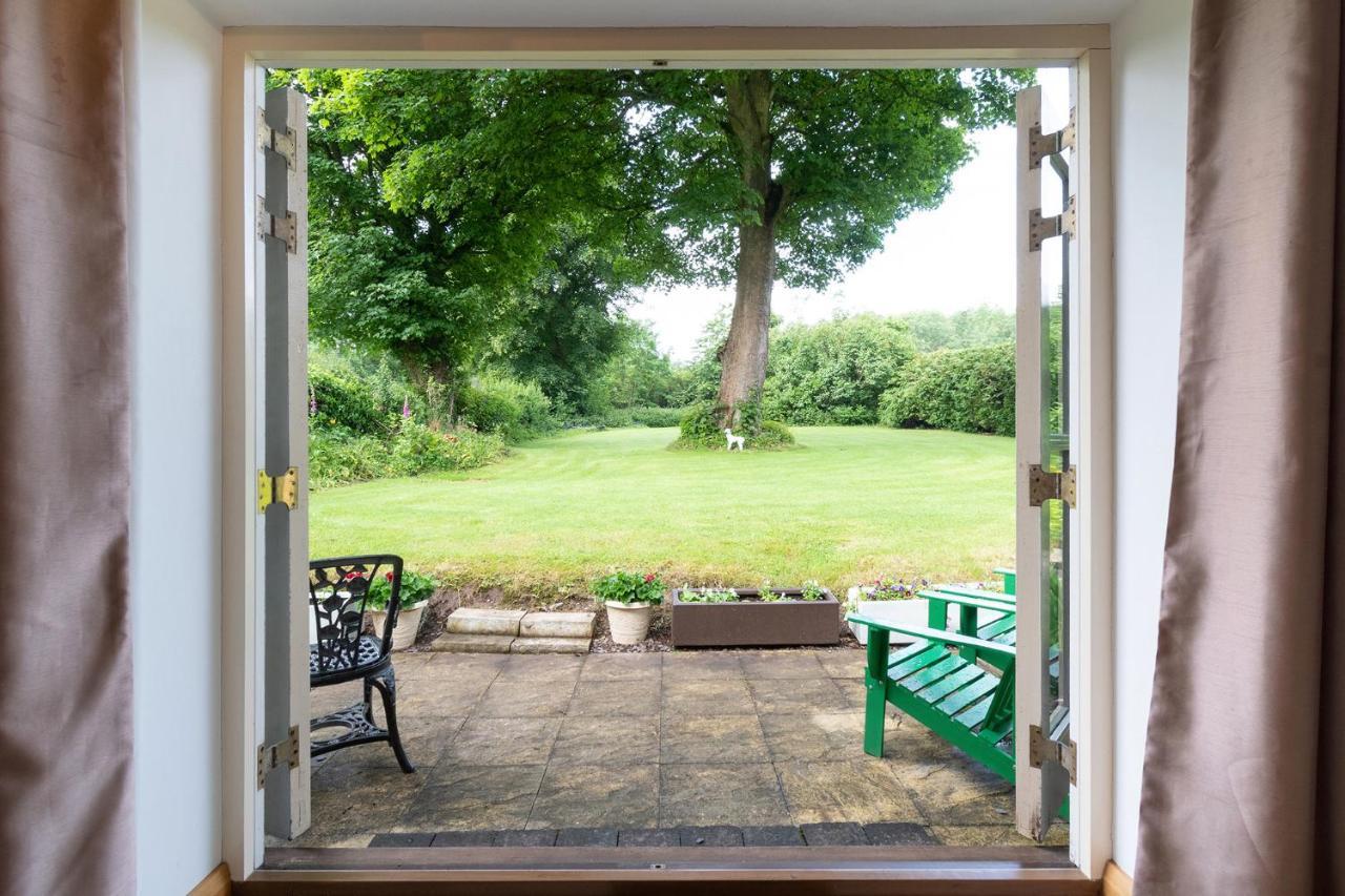 Finest Retreats - The Cottage - Luxury 1 Bed Cottage Rhydymwyn Buitenkant foto