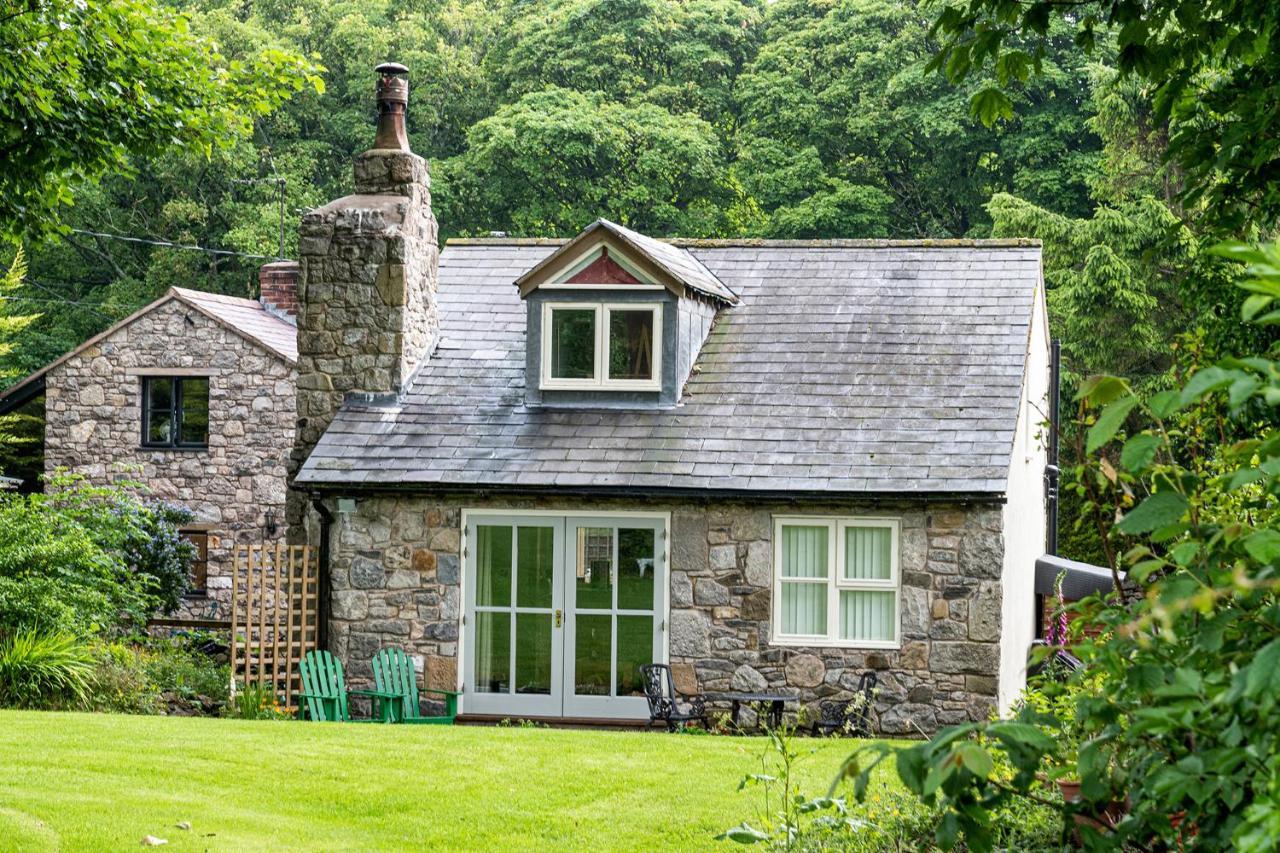 Finest Retreats - The Cottage - Luxury 1 Bed Cottage Rhydymwyn Buitenkant foto