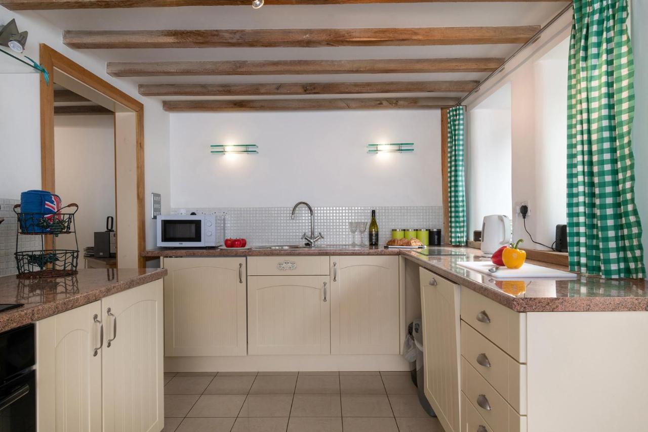 Finest Retreats - The Cottage - Luxury 1 Bed Cottage Rhydymwyn Buitenkant foto